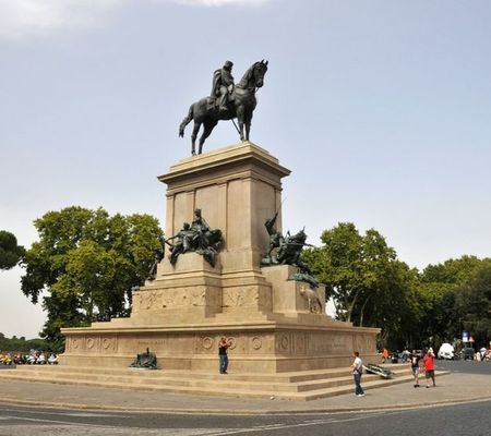 Restauratie monument Giuseppe Garibaldi afgerond garibaldi 9