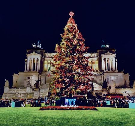 Rome is favoriete kerstbestemming voor de Britten kerstboom venezia
