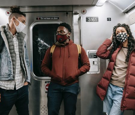 Boetes voor niet dragen van mondmasker lopen op tot 80.000 euro per week mondmasker2