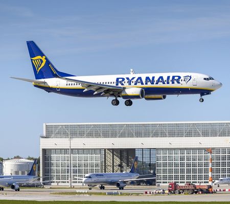 Ryanair lanceert deze winter 18 nieuwe routes vanaf Rome ryanair vliegtuig
