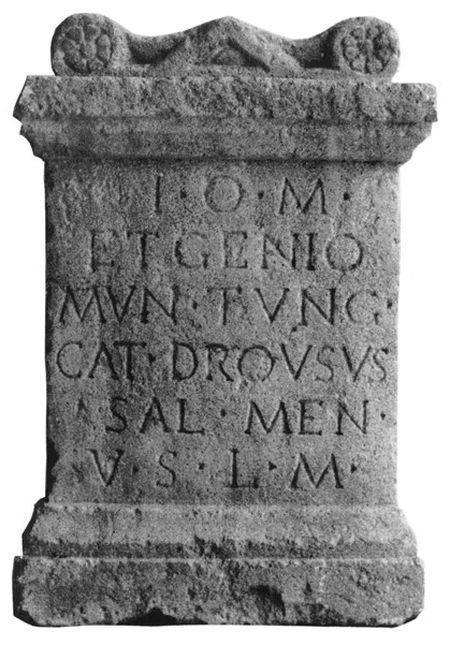 tongeren altaarsteen1