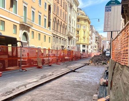 Bredere voetpaden voor de Via del Tritone trito1